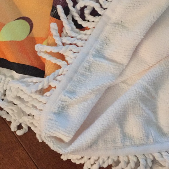 Unique Round Boho beach throw - Picture 5 of 5